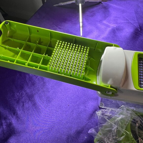 📌Vegetable Chopper Container Onion Slicer- Multi Functional Food Chopper Cutter - Picture 5 of 12